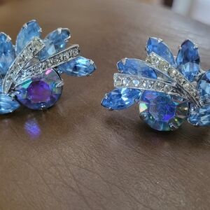 Weiss Blue and Silvertone Vintage Earrings